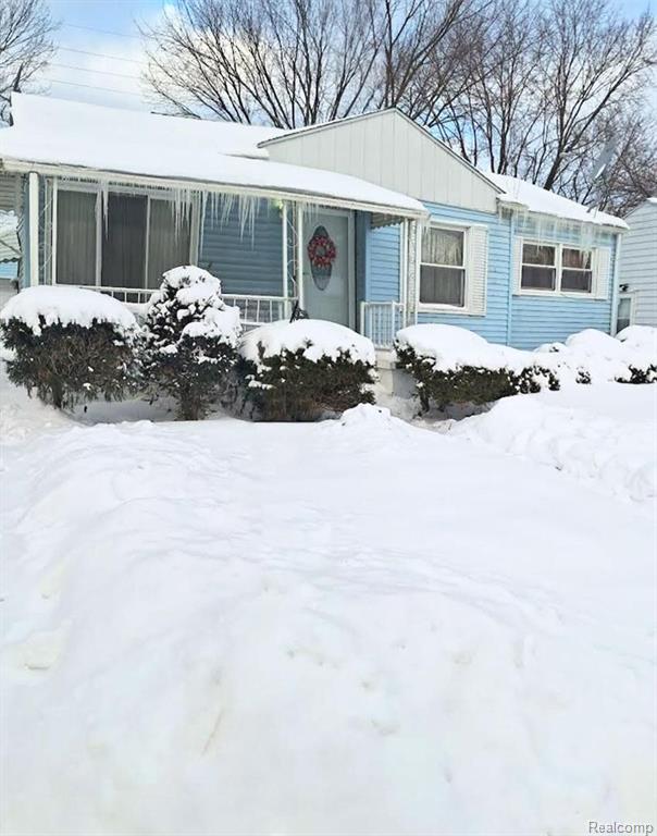 4407 WISNER Street, Flint, MI 48504 — Photo 2