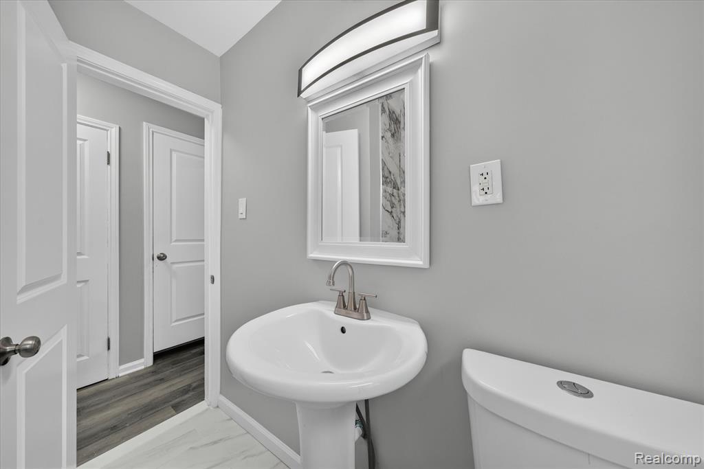 11548 Cardwell Street, Livonia, MI 48150 — Photo 14