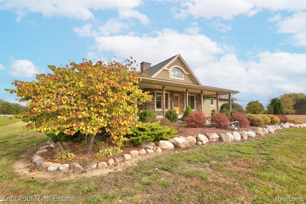 9351 Lange Road, Birch Run, MI 48415 — Photo 8
