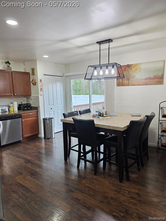 6456 Skylar Lane, Waterford, MI 48327 — Photo 4