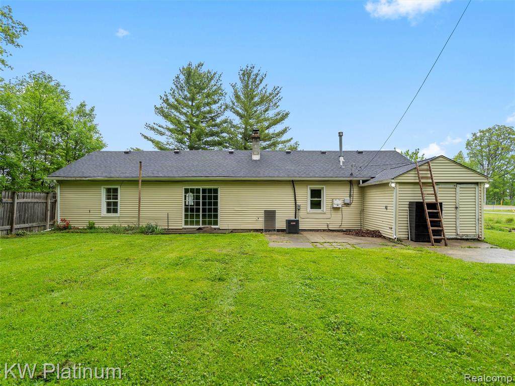 5220 County Line Road, Lenox, MI 48048 — Photo 5