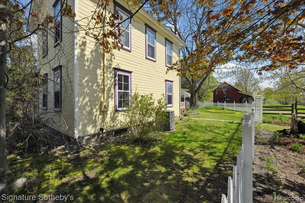 9827 KENNEDY Road, Munith, MI 49259 — Photo 74