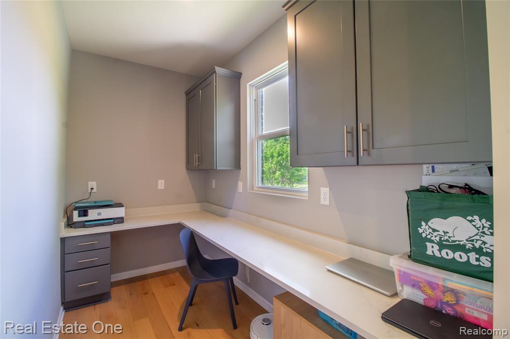 45204 Preserve Court, Novi, MI — Photo 17