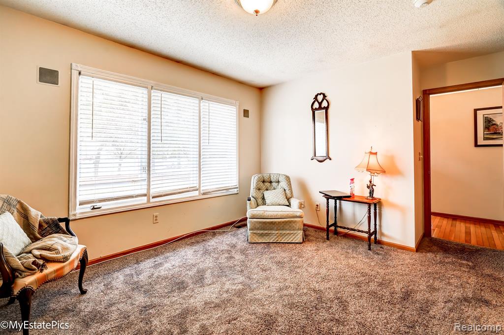 1807 PEBBLE CREEK Drive, Canton, MI 48188 — Photo 27