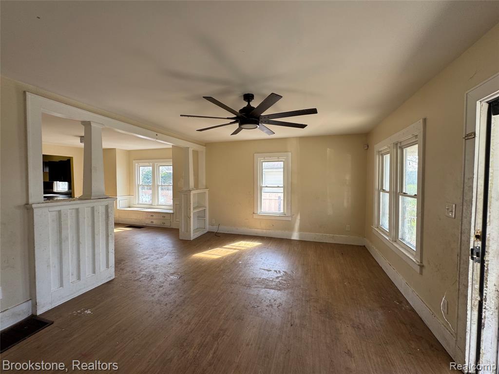 256 W Chicago Avenue, Pontiac, MI 48340 — Photo 7
