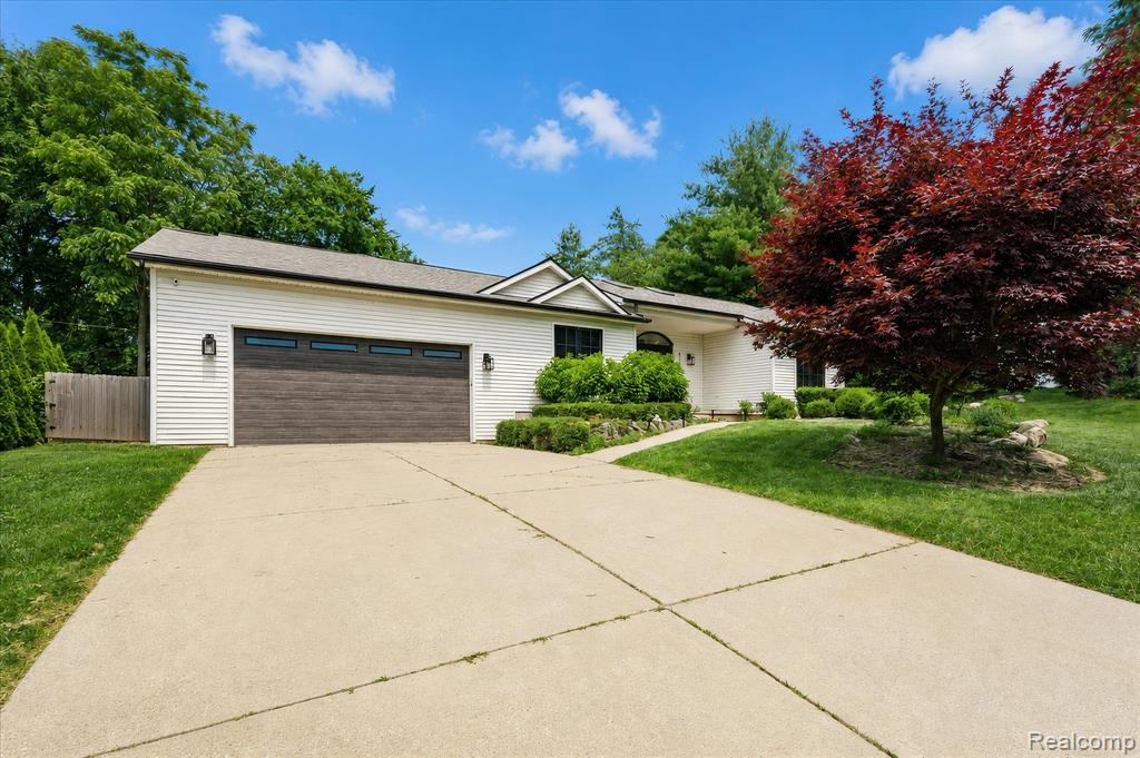 1713 Stirling Avenue, Pontiac, MI 48340 — Photo 3