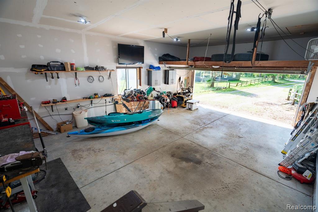 9904 CEDAR ISLAND Road, White Lake, MI — Photo 29