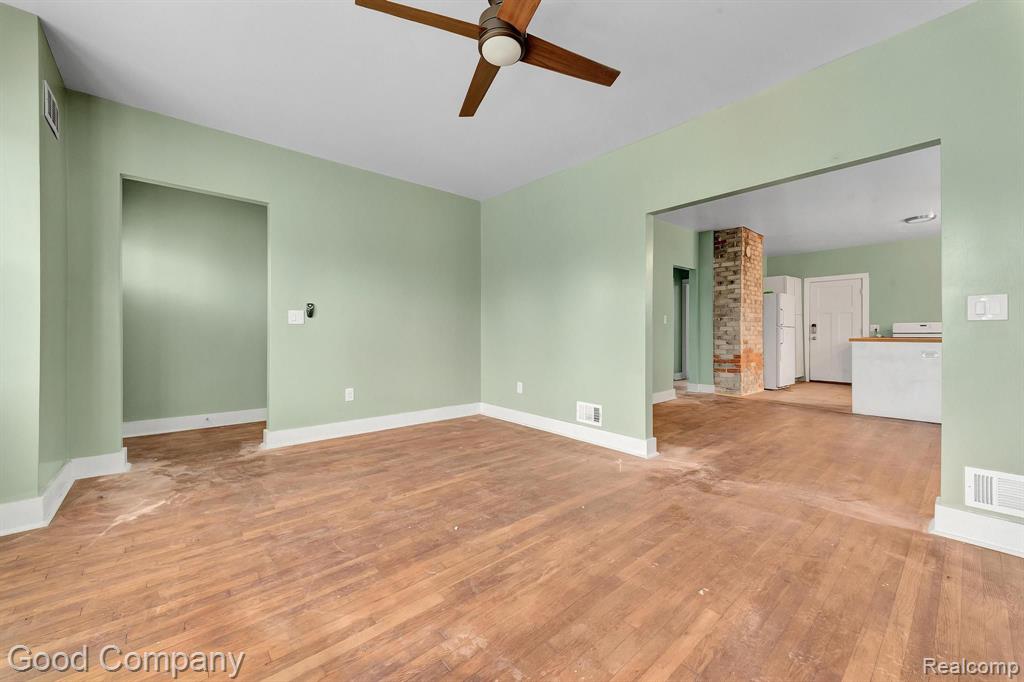 656 PHILIP Street, Detroit, MI 48215 — Photo 8