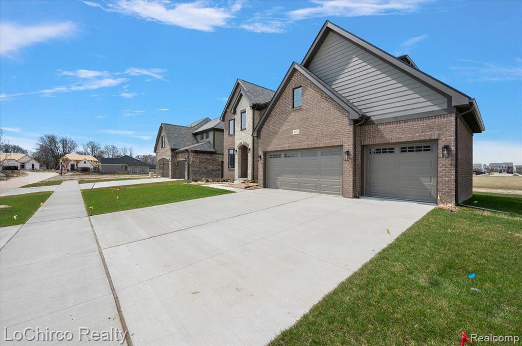 49355 LANGFORD Drive, Macomb, MI 48044 — Photo 36