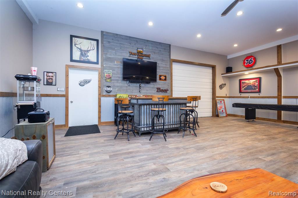 8706 Buckland Drive, South Lyon, MI 48178 — Photo 44