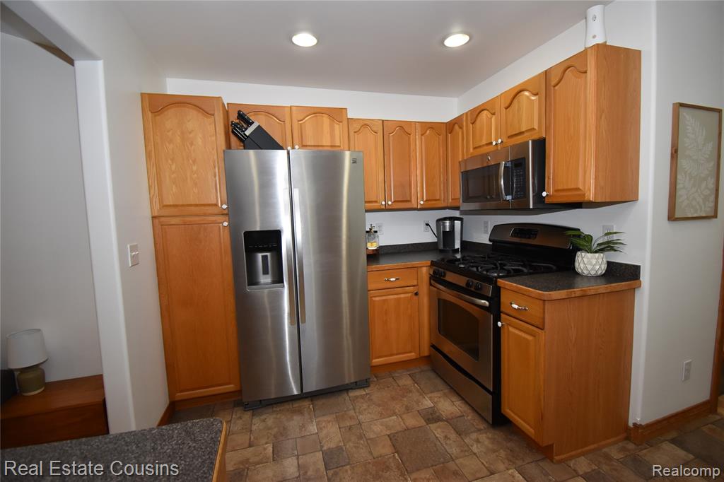 116 Park Street, Gaines Vlg, MI 48436 — Photo 11