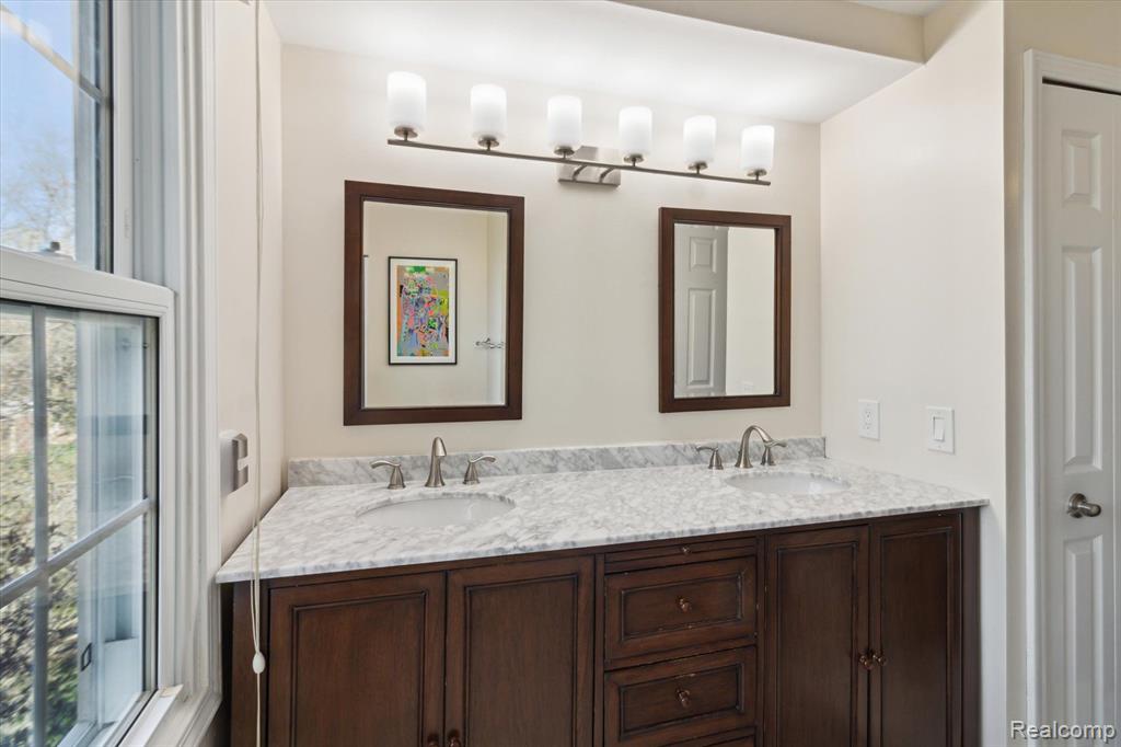 42437 STEEPLEVIEW Street, Northville, MI 48168 — Photo 27