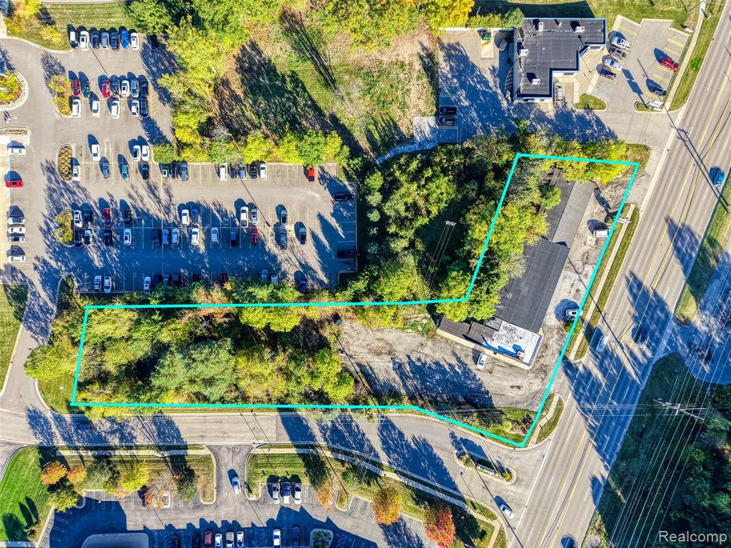 7475 Grand River Road - Photo 2