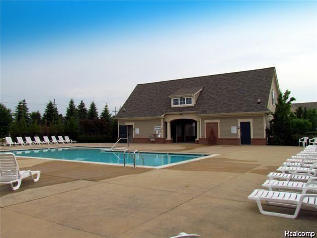 9107 Addington Drive, Walled Lake, MI 48390 — Photo 19