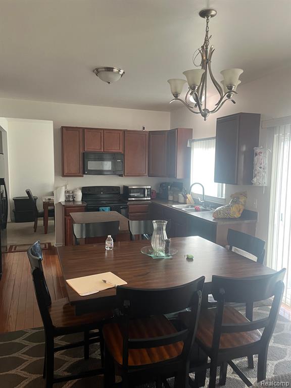 9849 ROLAN MEADOWS Drive, Belleville, MI 48111 — Photo 4