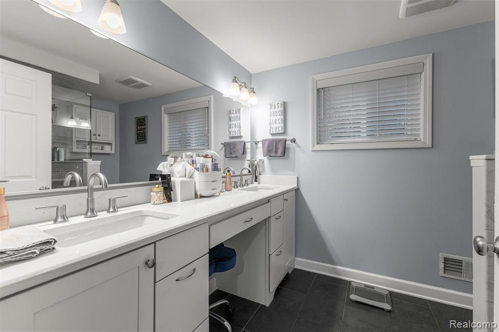 520 Byron Street, Plymouth, MI 48170 — Photo 23