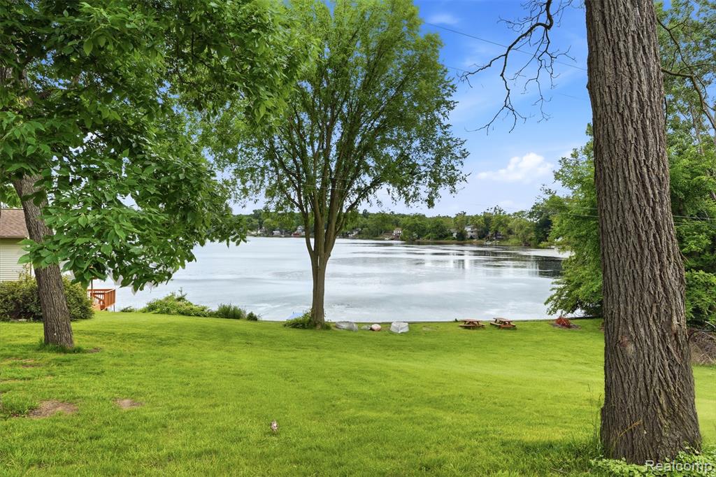 11034 Grand River Road, Brighton, MI 48116 — Photo 52