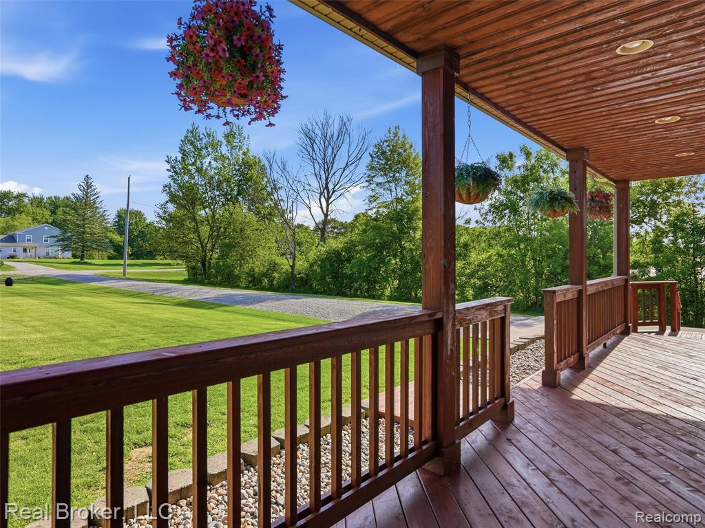 7271 Ray Road, Swartz Creek, MI 48473 — Photo 10