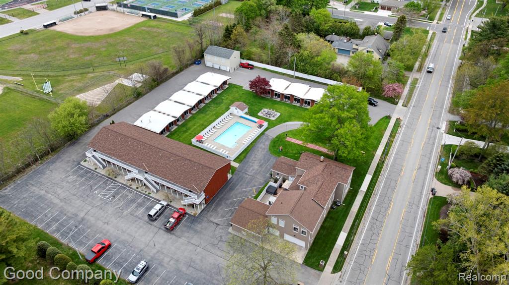 612 N LAKESHORE Drive, Ludington, MI 49431 — Photo 55