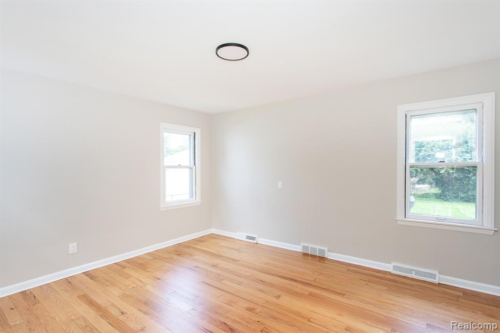 4056 Robina Avenue, Berkley, MI 48072 — Photo 22