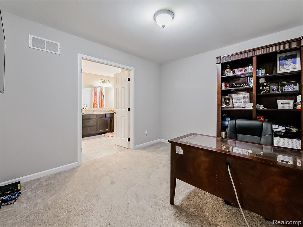 903 Leafdale Drive, Rochester Hills, MI 48307 — Photo 30