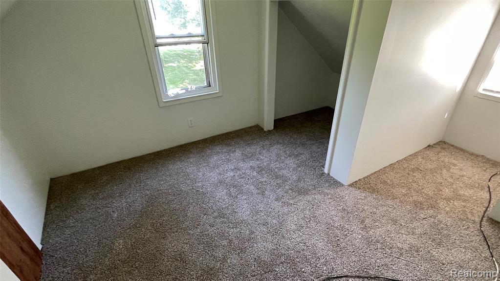 1052 Alton Avenue, Mundy, MI 48507 — Photo 18