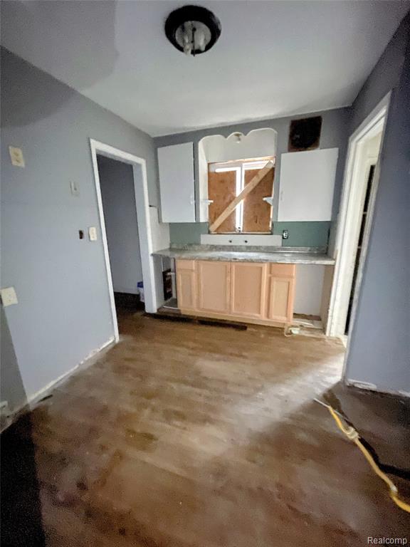 10830 McKinney Street, Detroit, MI 48224 — Photo 6