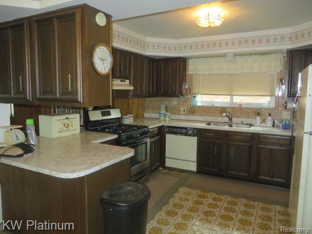 49400 Callens Road, Chesterfield, MI 48047 — Photo 18