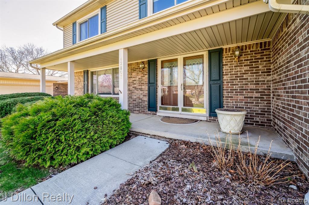 42807 SAXONY Road, Canton, MI 48187 — Photo 19