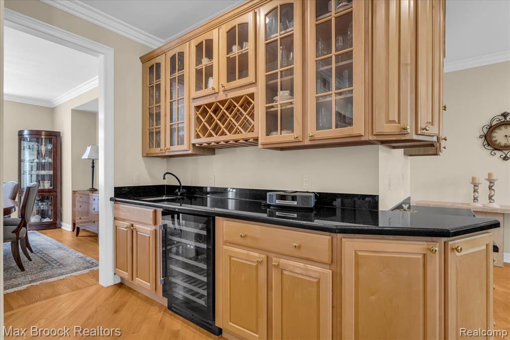 6324 Wildwood Lane, West Bloomfield, MI 48324 — Photo 10