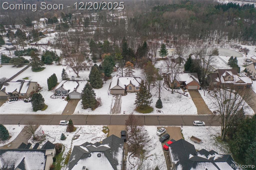 9493 Pine Needle Trail, Flushing, MI 48433 — Photo 32