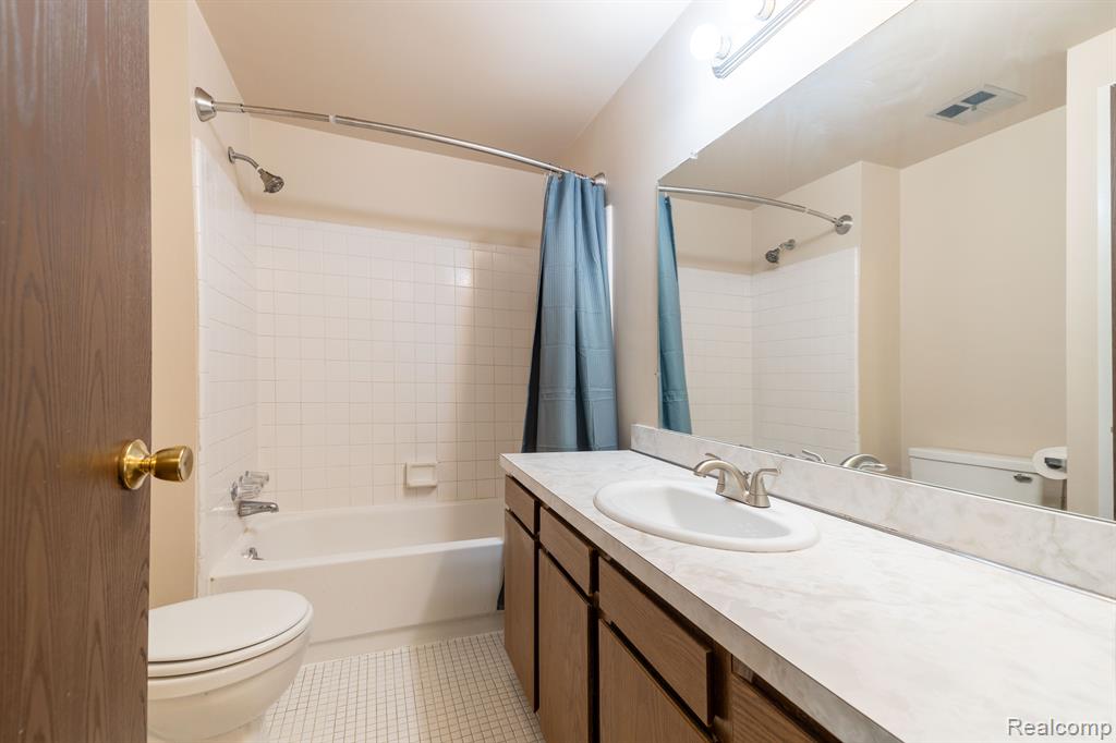 2960 WHITTIER Court, Ann Arbor, MI 48104 — Photo 16