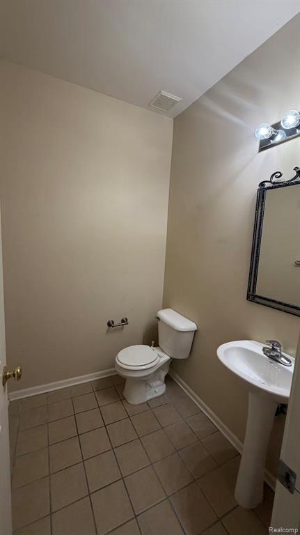 9107 Addington Drive, Walled Lake, MI 48390 — Photo 8