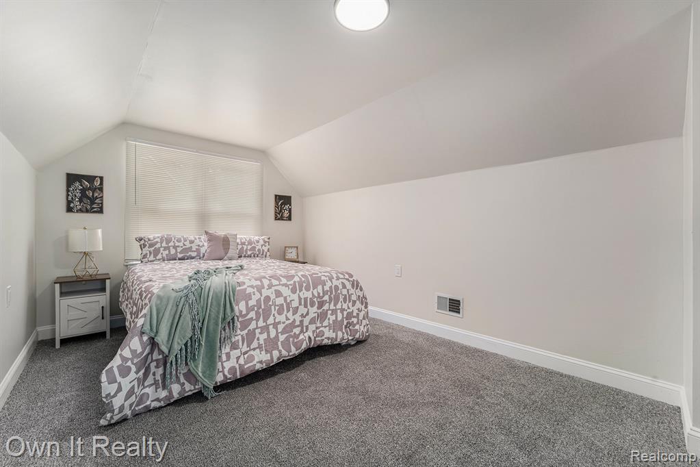 7660 W Parkway Street, Redford, MI 48239 — Photo 17