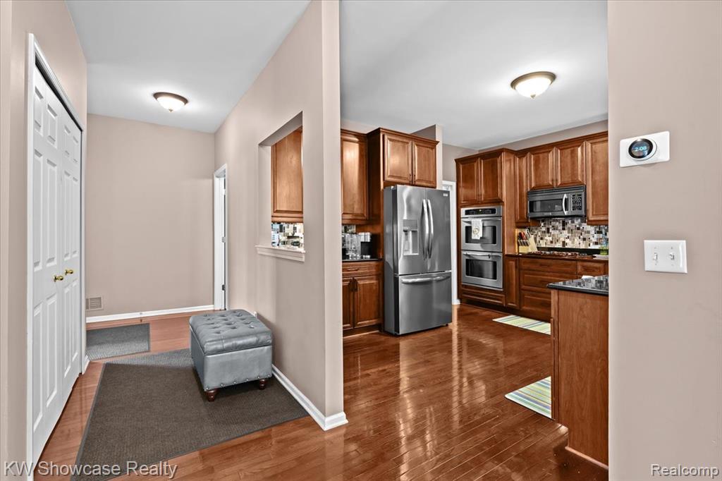 6947 Stonewood Place Drive, Independence, MI — Photo 11