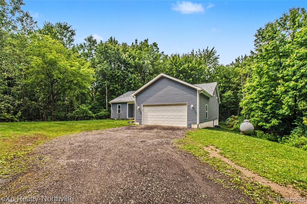 1765 Parker Road, Holly, MI 48442 — Photo 46