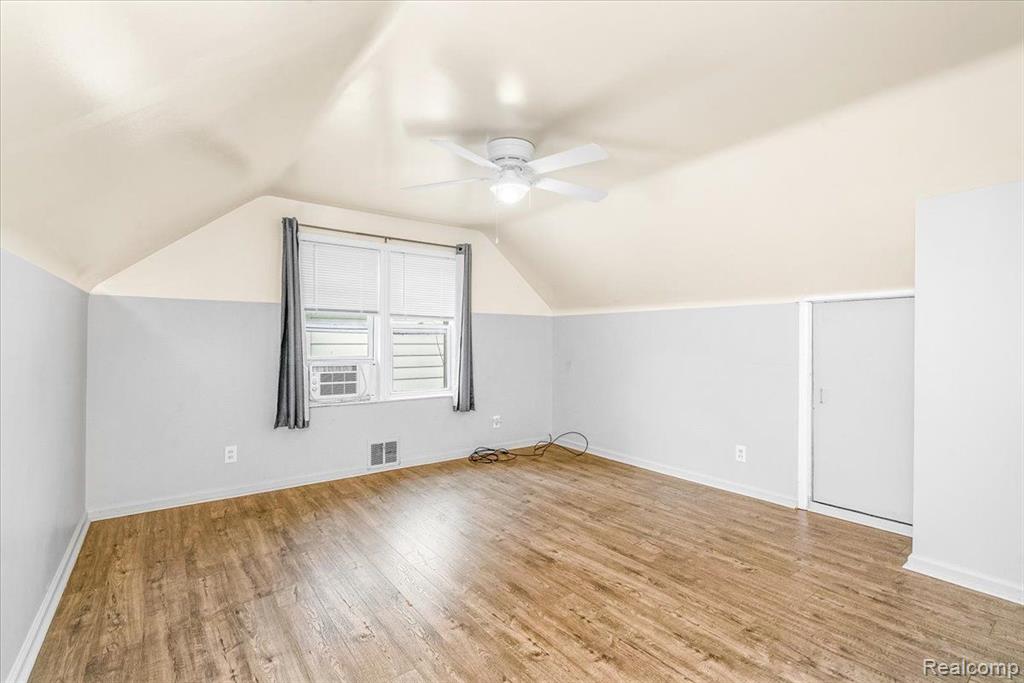 4775 WESTLAND Street, Dearborn, MI 48126 — Photo 16