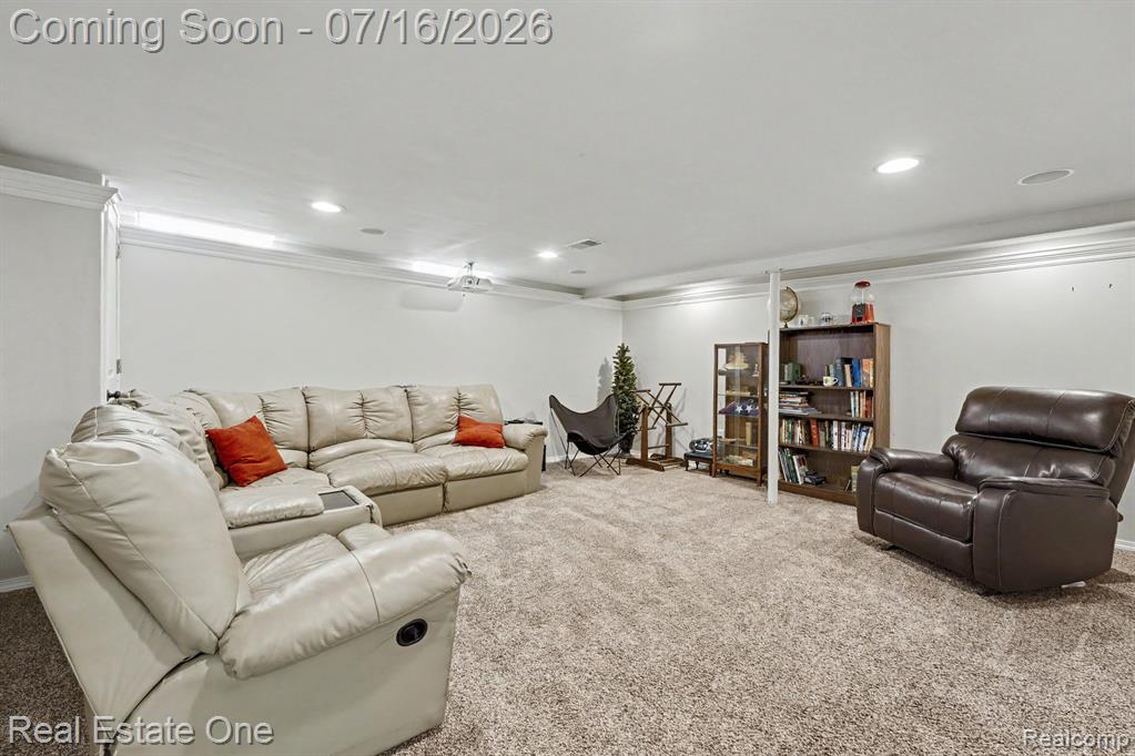 4255 Greensboro Drive, Troy, MI 48085 — Photo 20