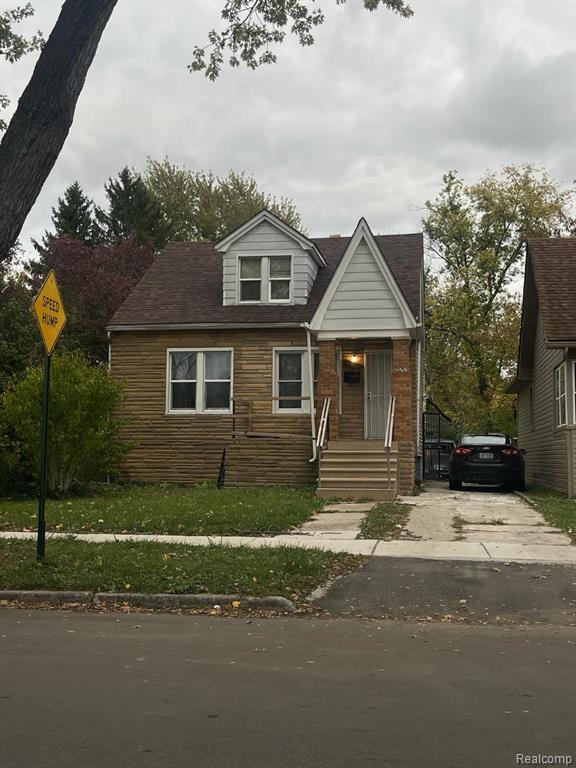6900 Westwood Street, Detroit, MI 48228 — front exterior