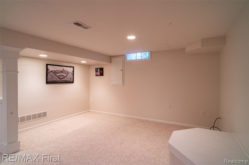 6676 Lambeth Way, Canton, MI 48187 — Photo 22