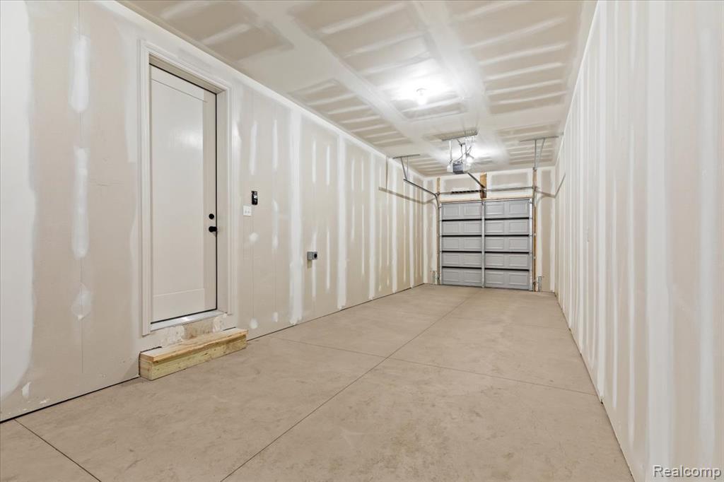 624 S Vermont Avenue, Royal Oak, MI 48067 — Photo 52