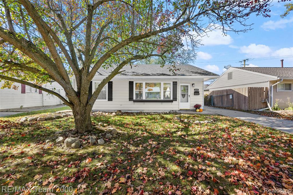577 Brandt Street, Garden City, MI — Photo 3