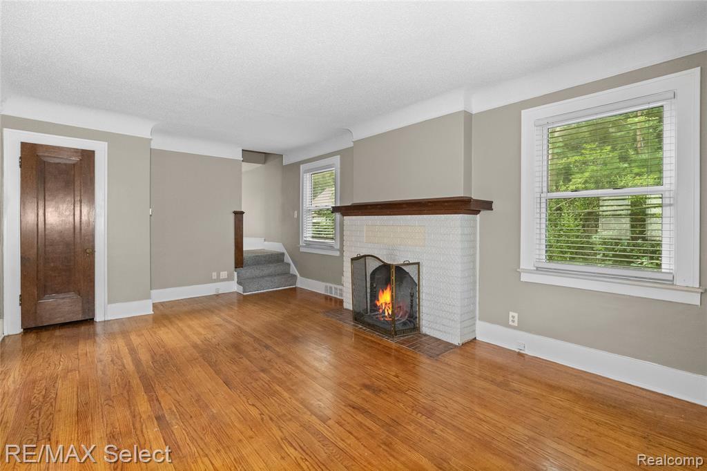 619 Frank Street, Flint, MI 48504 — Photo 8
