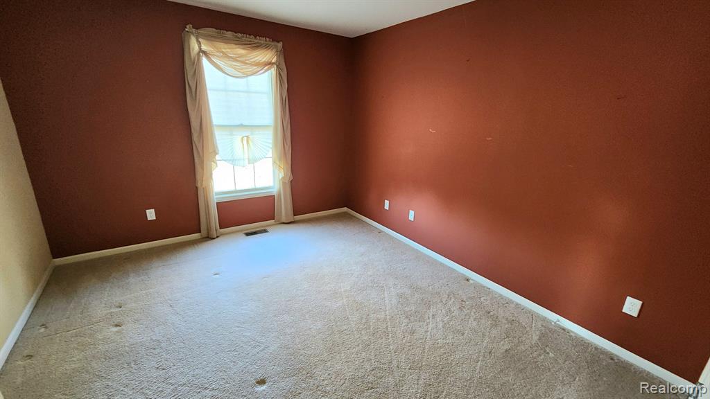 49285 FREESTONE Drive, Unit #26, Northville, MI 48168 — Photo 17