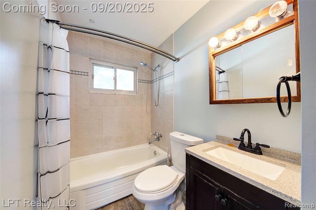 4476 Weddel Street, Dearborn Heights, MI 48125 — Photo 24