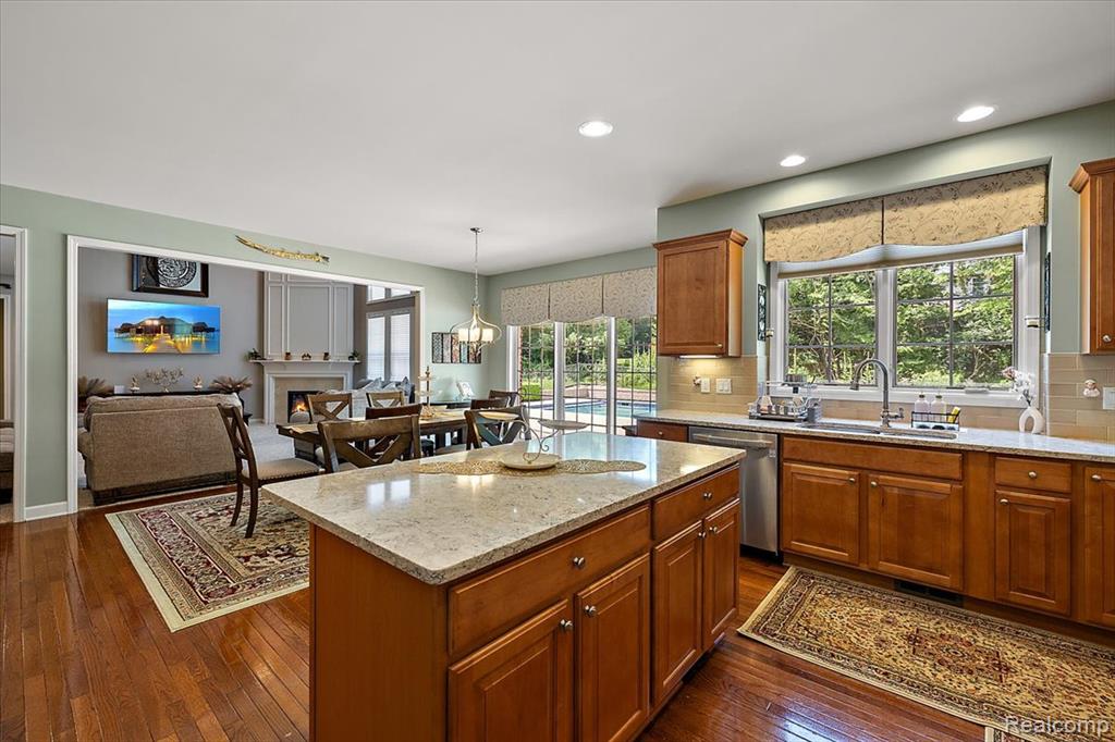 8507 Newbury Court N, Canton, MI 48187 — Photo 23