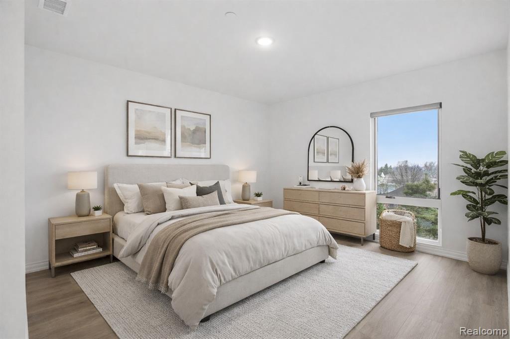 166 Oak st Street, Wyandotte, MI, 48192