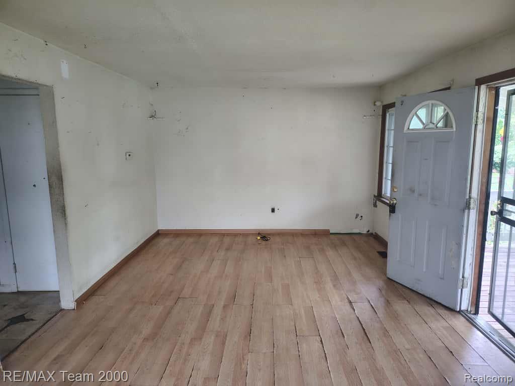 1270 Watson Street, Erie, MI — Photo 4
