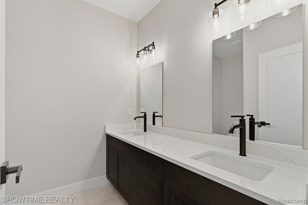 68125 Lake Angela Drive, Richmond, MI 48062 — Photo 34