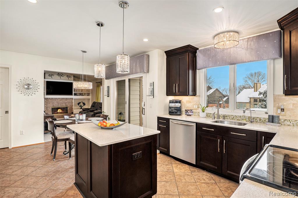 6519 Horncliffe Drive, Clarkston, MI — Photo 3